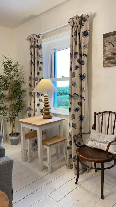 Top Deck - Fresh, Stylish Seaside Apartment Ventnor Dış mekan fotoğraf